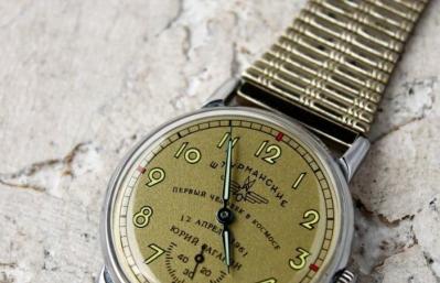 Sovětské hodinky Hodinky SSSR lze nosit